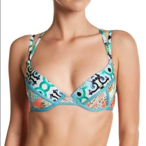 Maaji - Printed Underwire Bikini Top - Picture 3 of 7